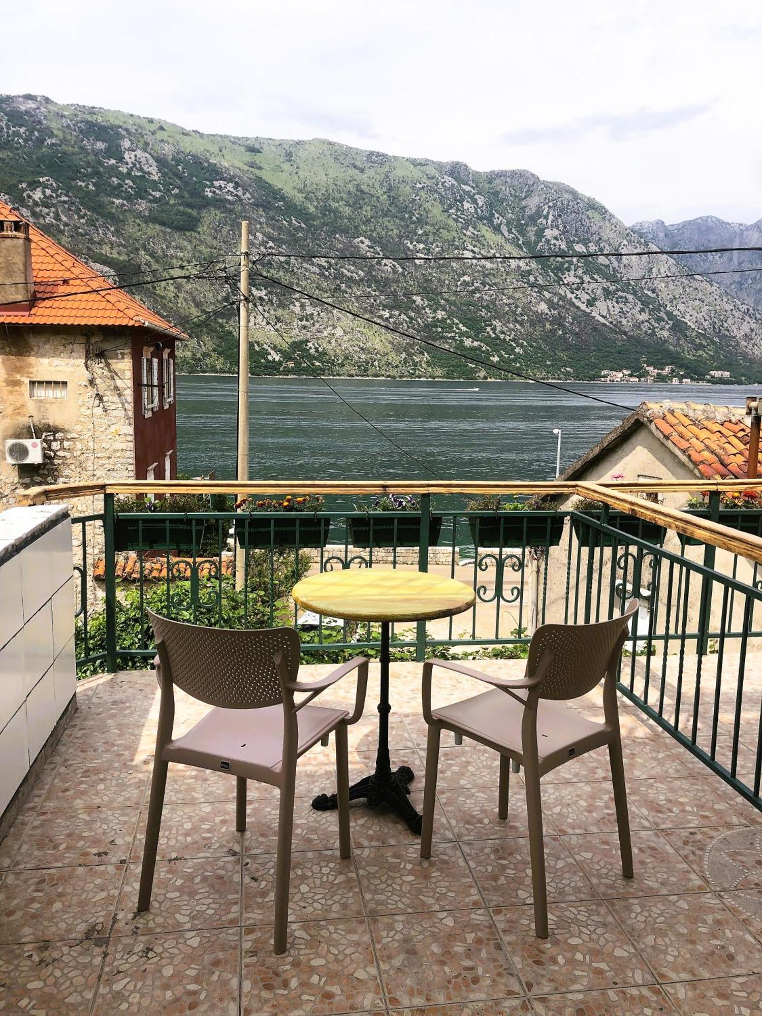 Apartments Djurovic Kotor Oda fotoğraf